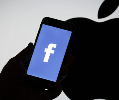 Apple vs Facebook? Zuckenberg vie odpoveď